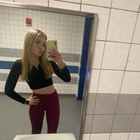 Meet your Posher, Madelyn - Picture 1 of 1